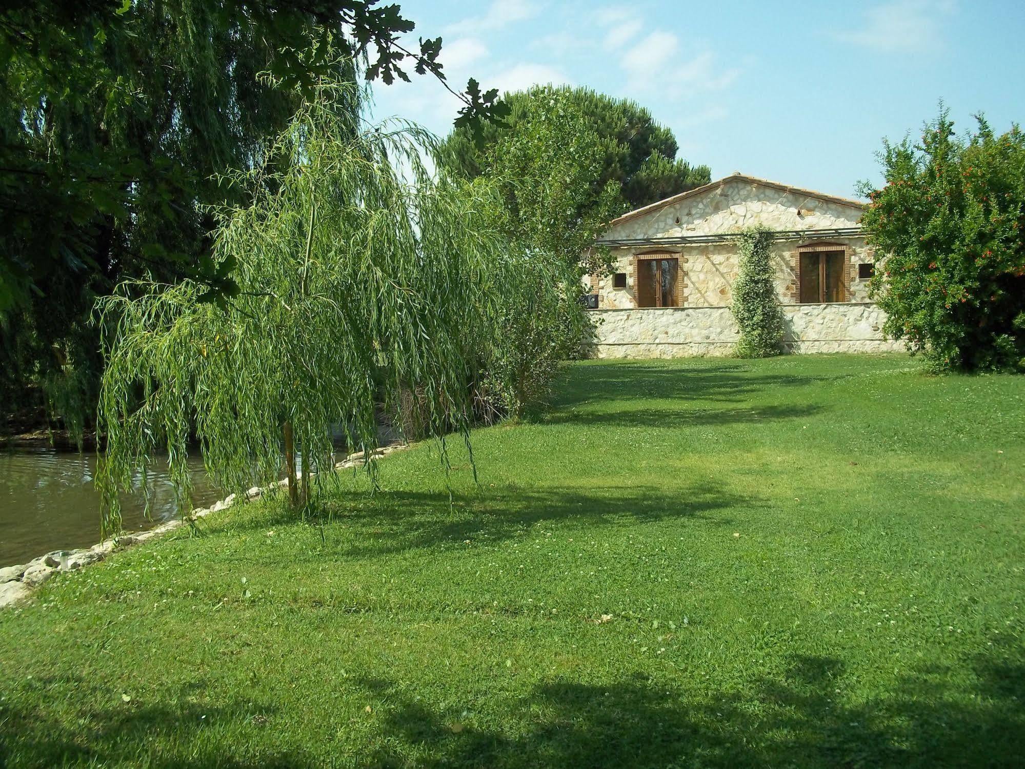Agriturismo Lupo Cerrino Tarquinia Exterior foto